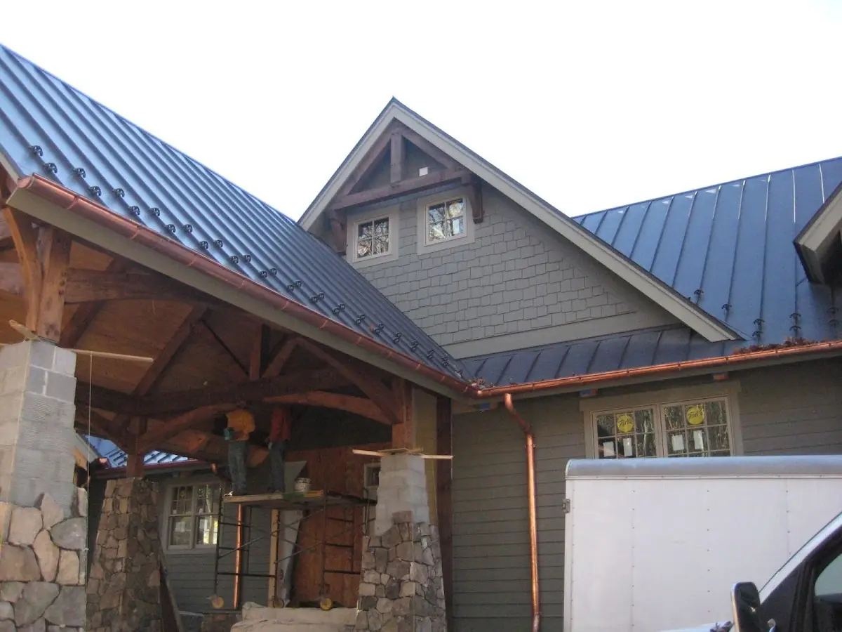 Craftsman Roofing team delivering quality roofing work in Oakdale